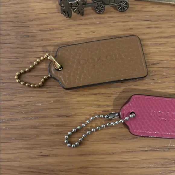 Coach Hang Tag and Hardware Bundle - Picture 4 of 8